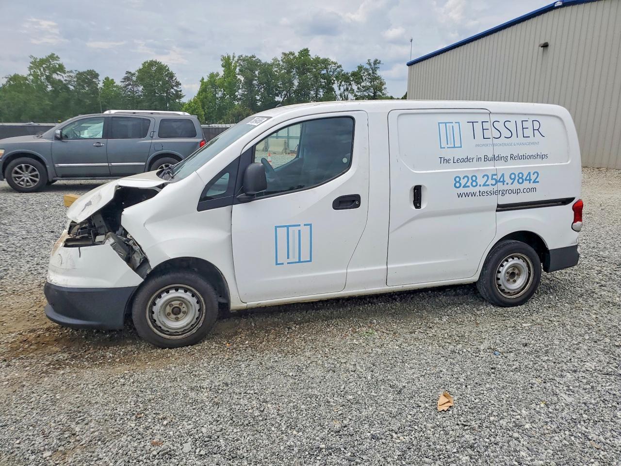 Salvage Chevrolet Express Image