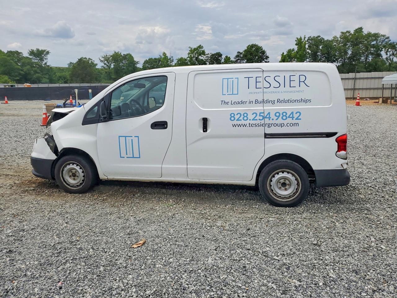 Chevrolet Express Lt