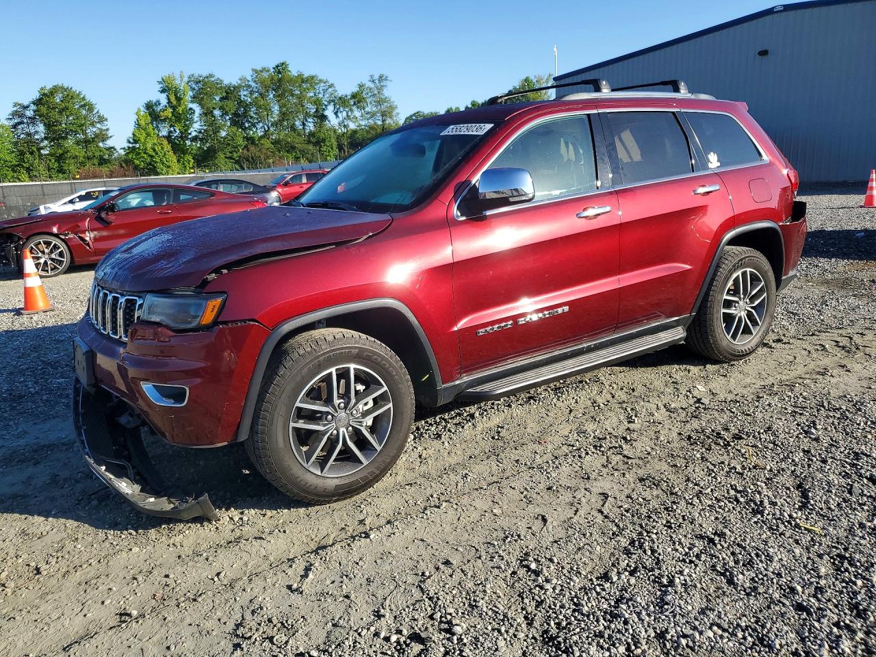 Salvage Jeep Cherokee Image