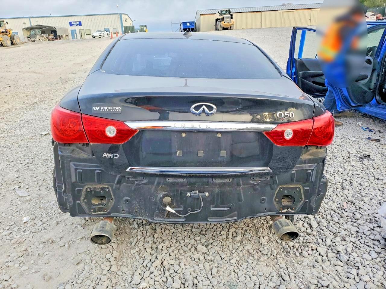 INFINITI Q50 Base