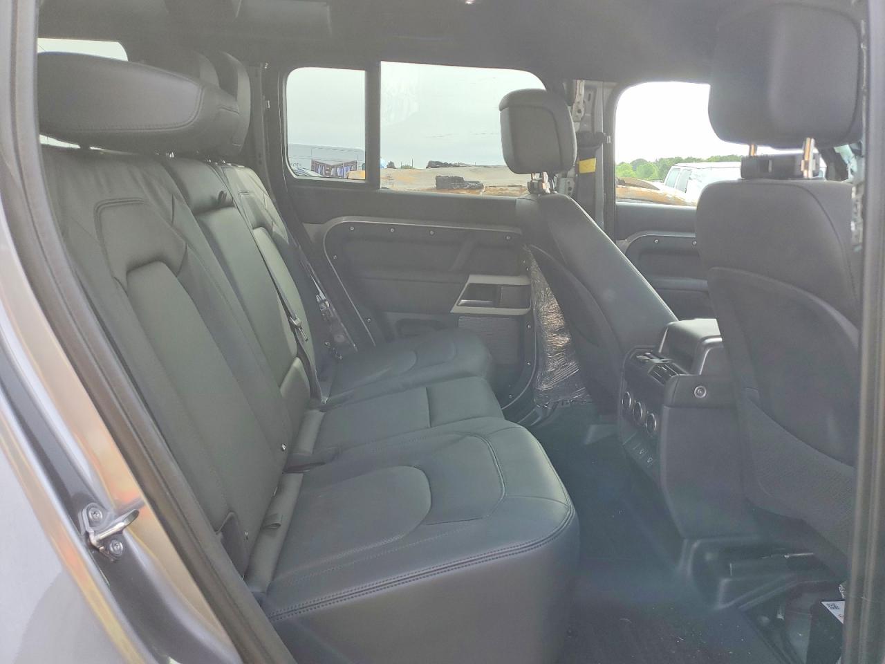 Land Rover Defender 110 Se