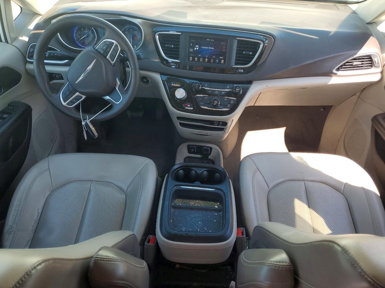 Chrysler Minivan Lxi