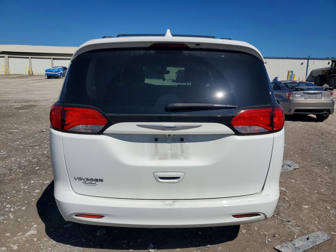 Chrysler Minivan Lxi