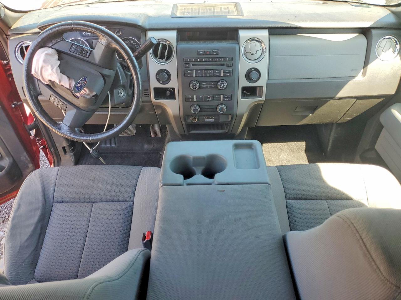 Ford F-150 Super Cab