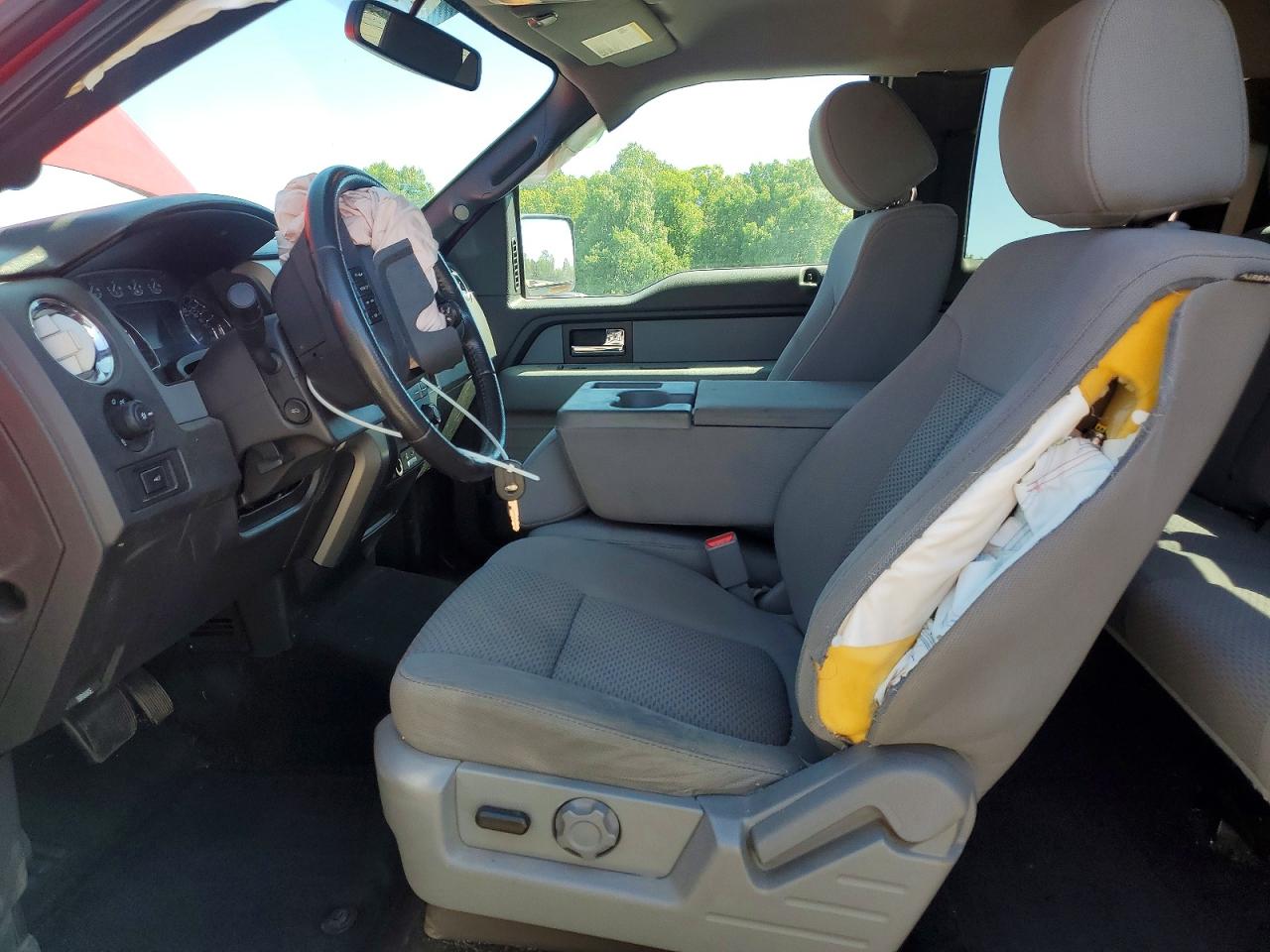Ford F-150 Super Cab