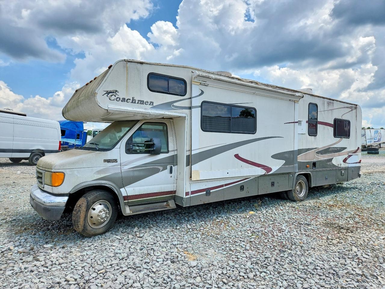 Ford Econoline E450 Super Duty Cutaway Van