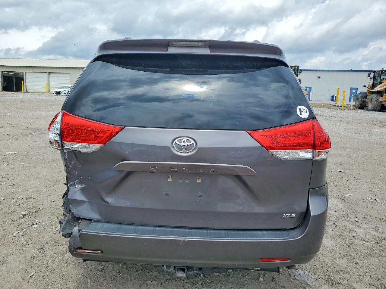 Toyota Sienna Xle 8-passenger