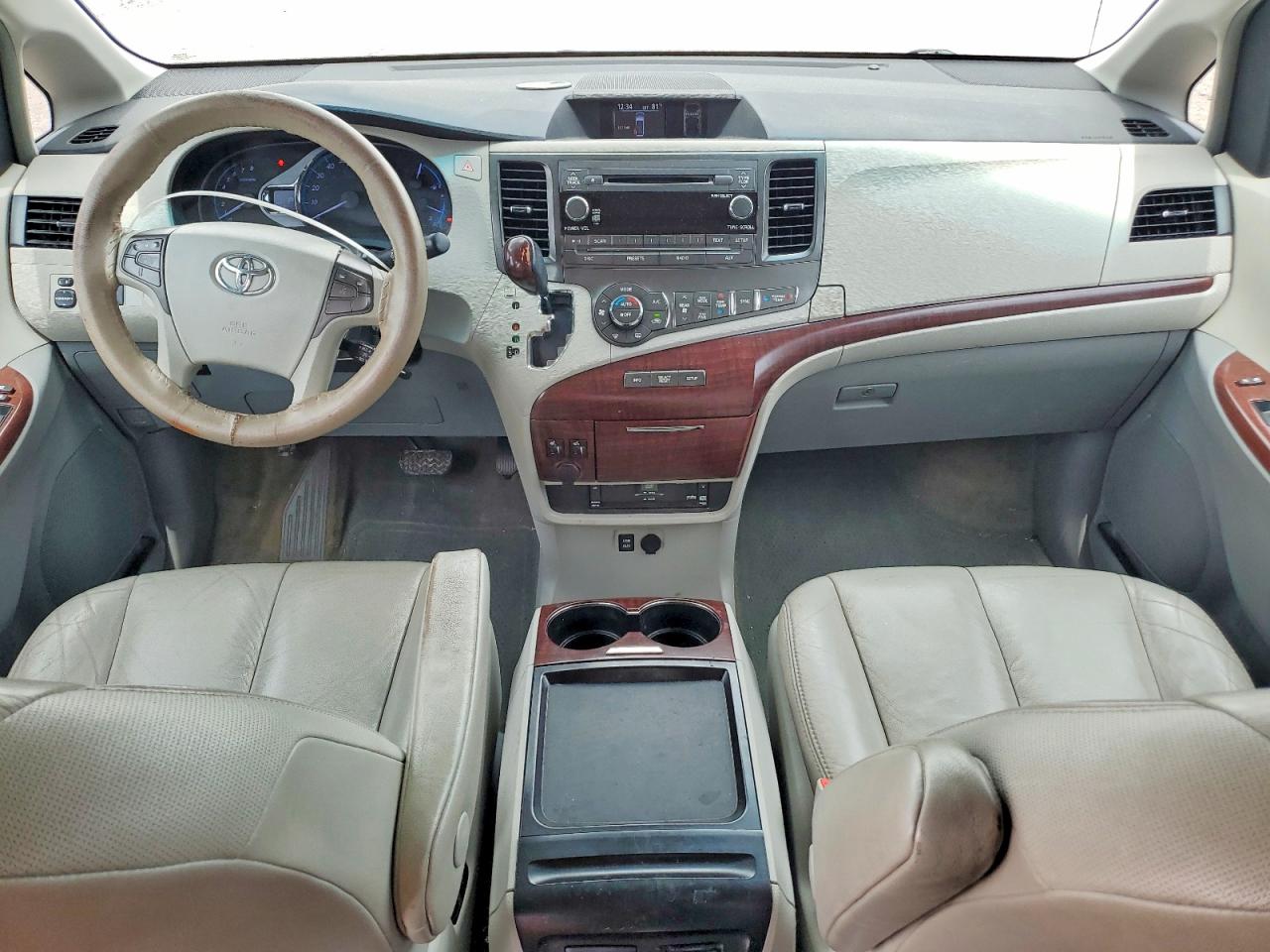 Toyota Sienna Xle 8-passenger
