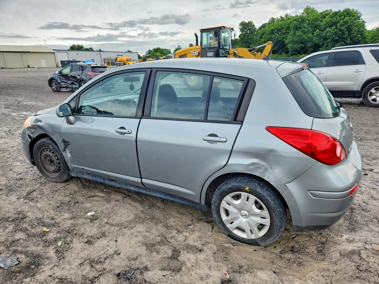 Nissan Versa 1.8 S
