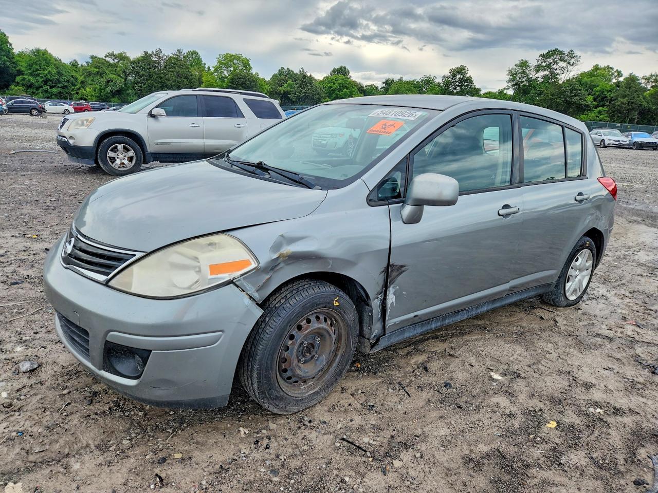 Salvage Nissan Versa Image