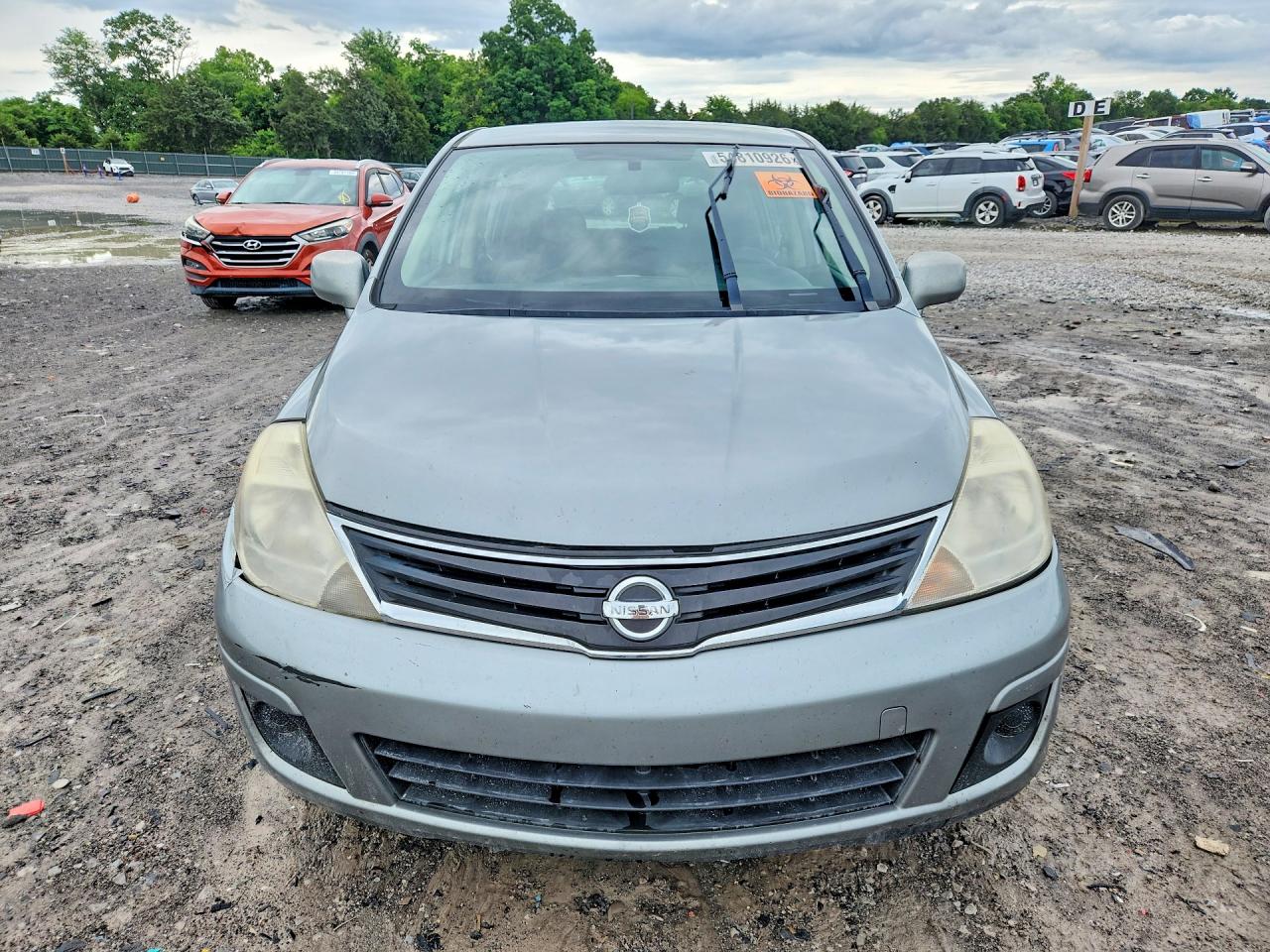 Nissan Versa 1.8 S