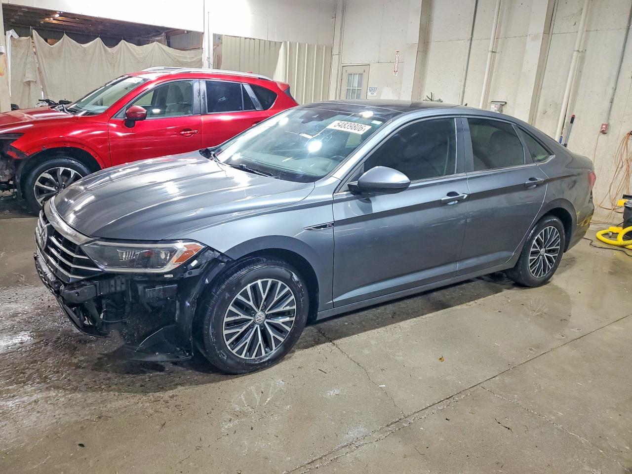 Salvage Volkswagen Jetta Image
