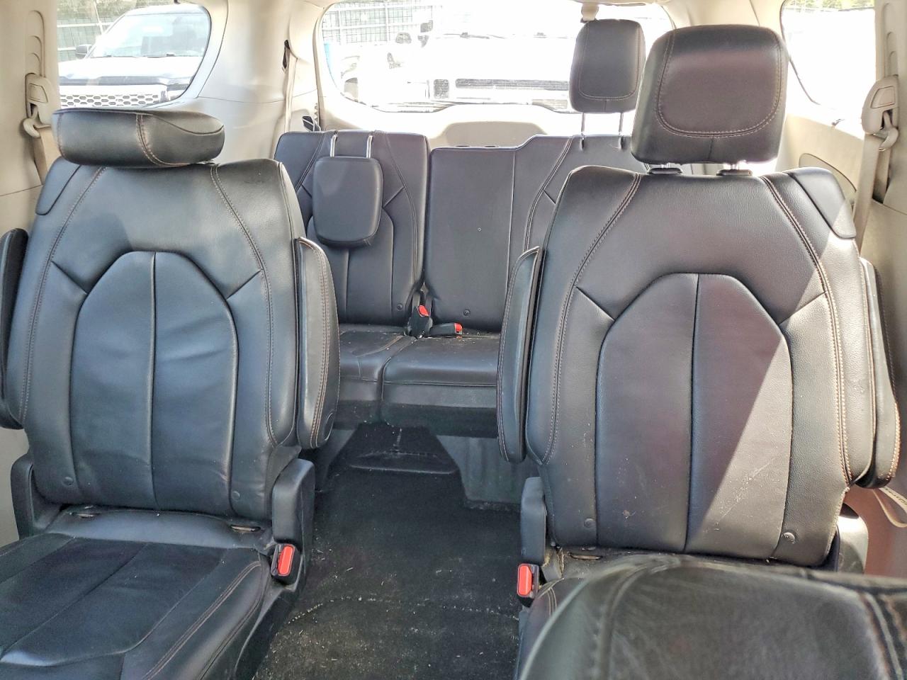 Chrysler Pacifica Touring L