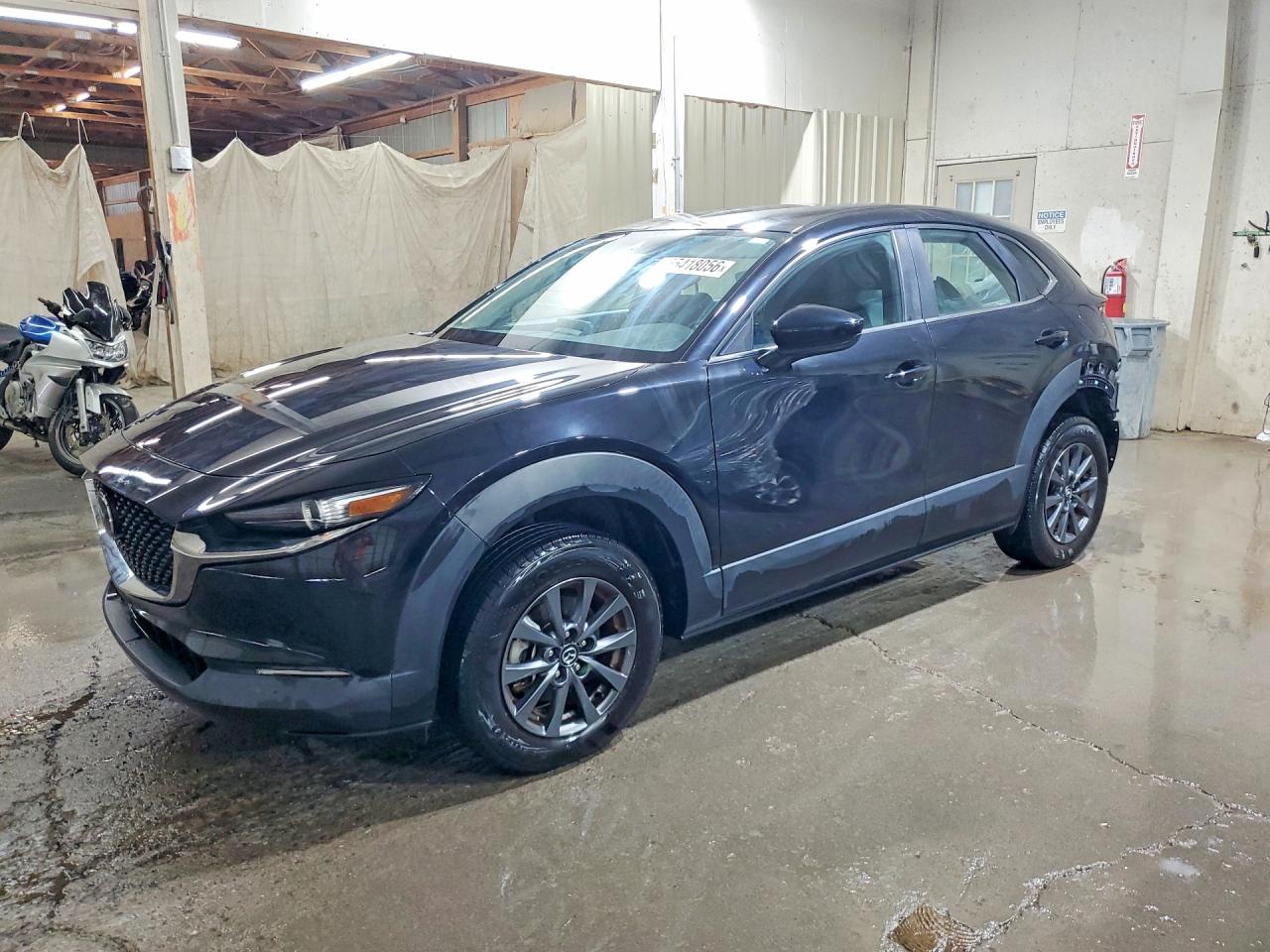 Salvage Mazda Cx Image