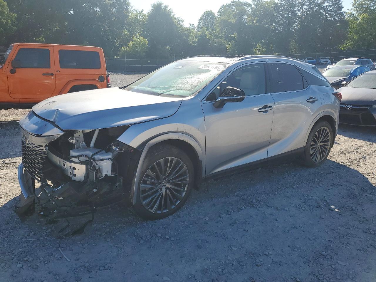 Salvage Lexus RX Image