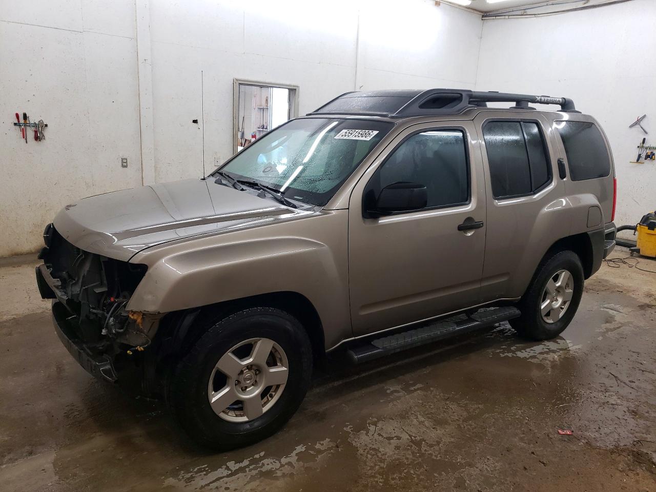 Salvage Nissan Xterra Image