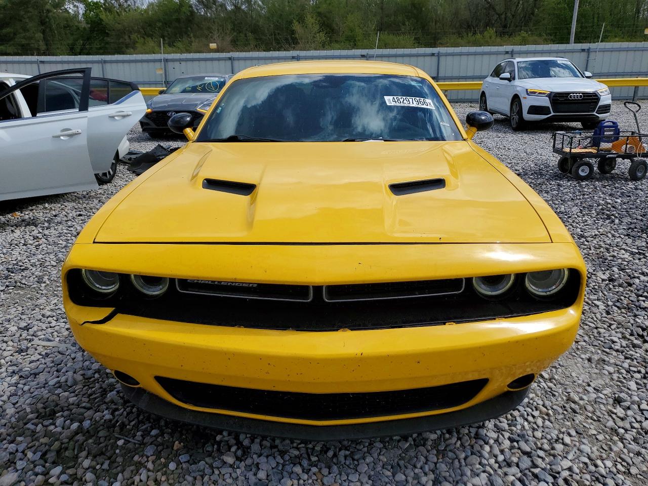 Dodge Challenger Sxt