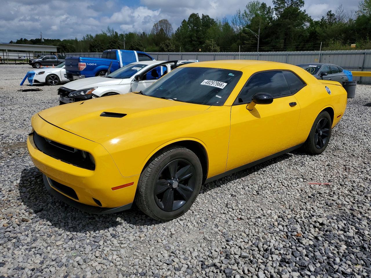 Salvage Dodge Challenger Image