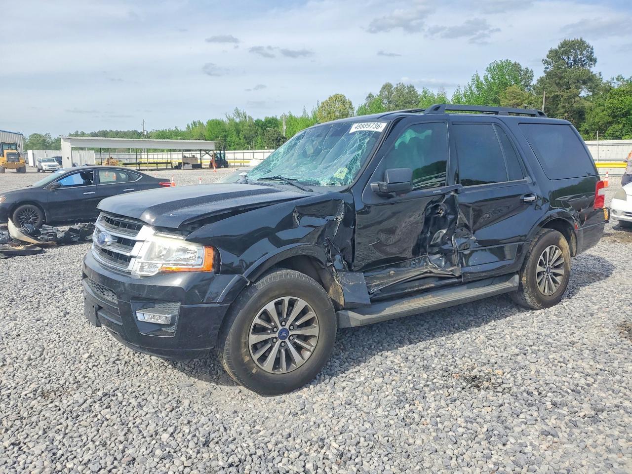 Salvage Ford Expedition Image