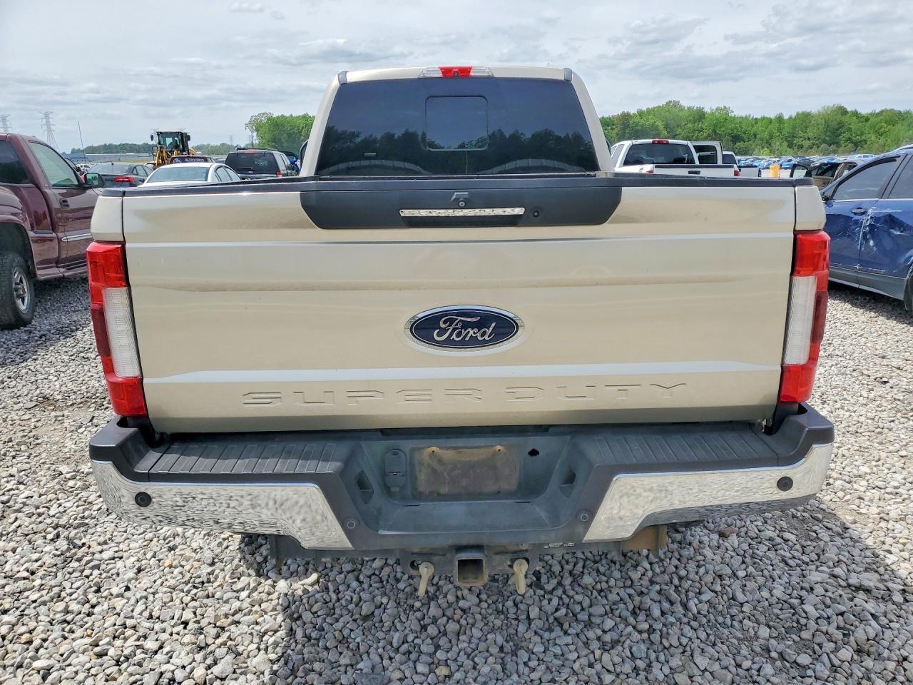 Ford F-250 Super Duty