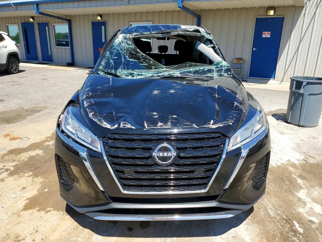 Nissan Kicks S