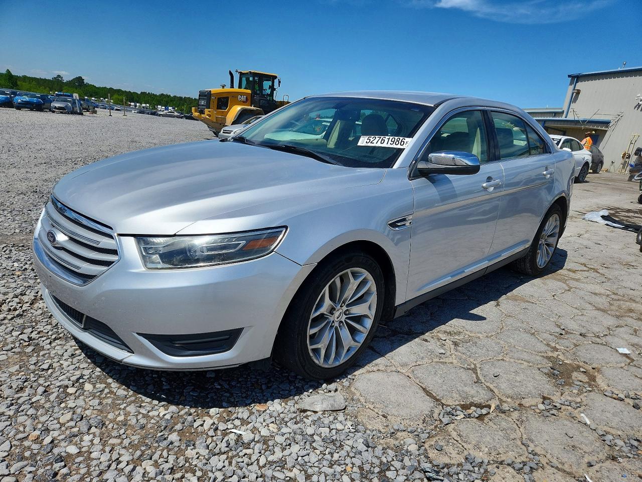 Salvage Ford Taurus Image