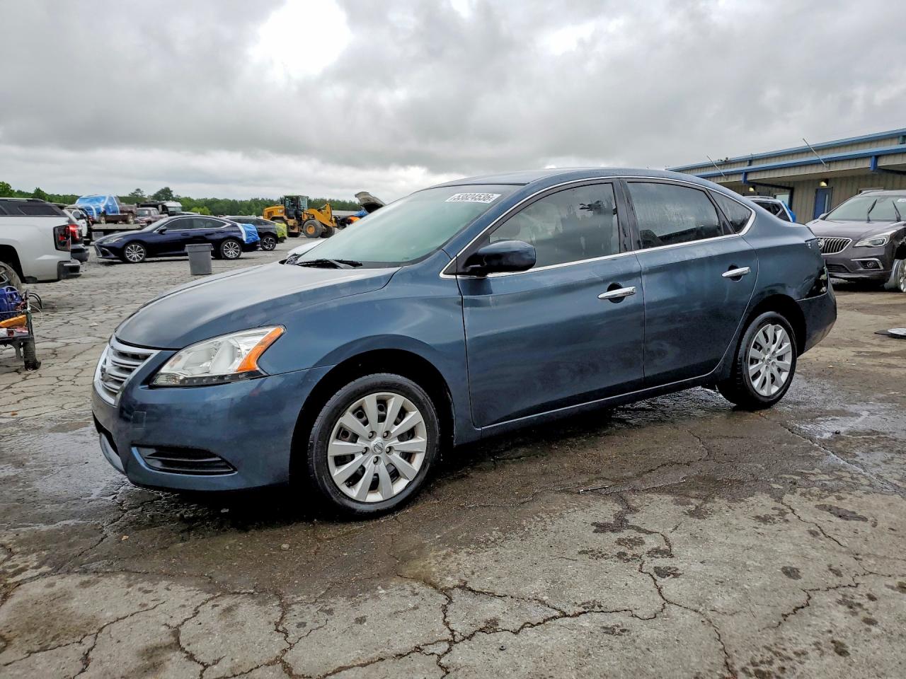 Salvage Nissan Sentra Image