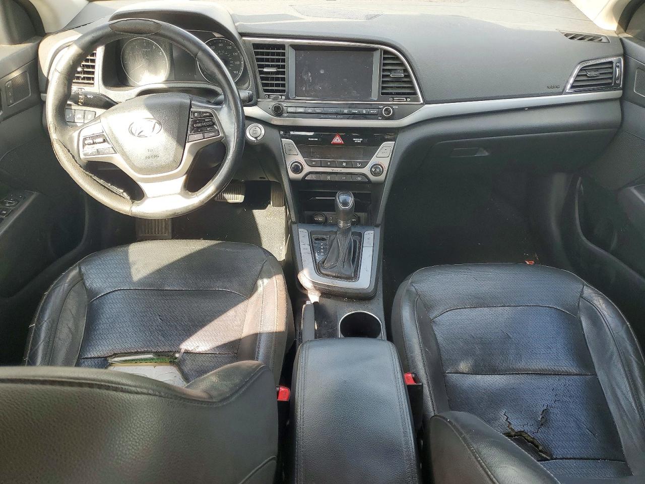 Hyundai ELANTRA Limited