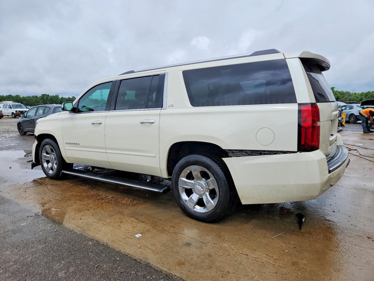 Chevrolet Suburban K1500 Ltz