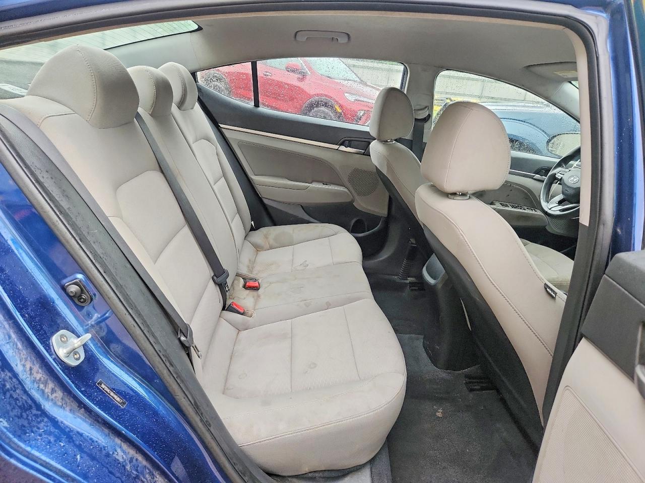 Hyundai ELANTRA Sel