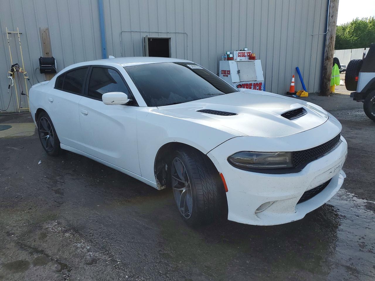 Dodge Charger R