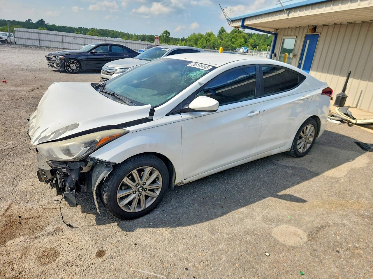 Salvage Hyundai ELANTRA Image