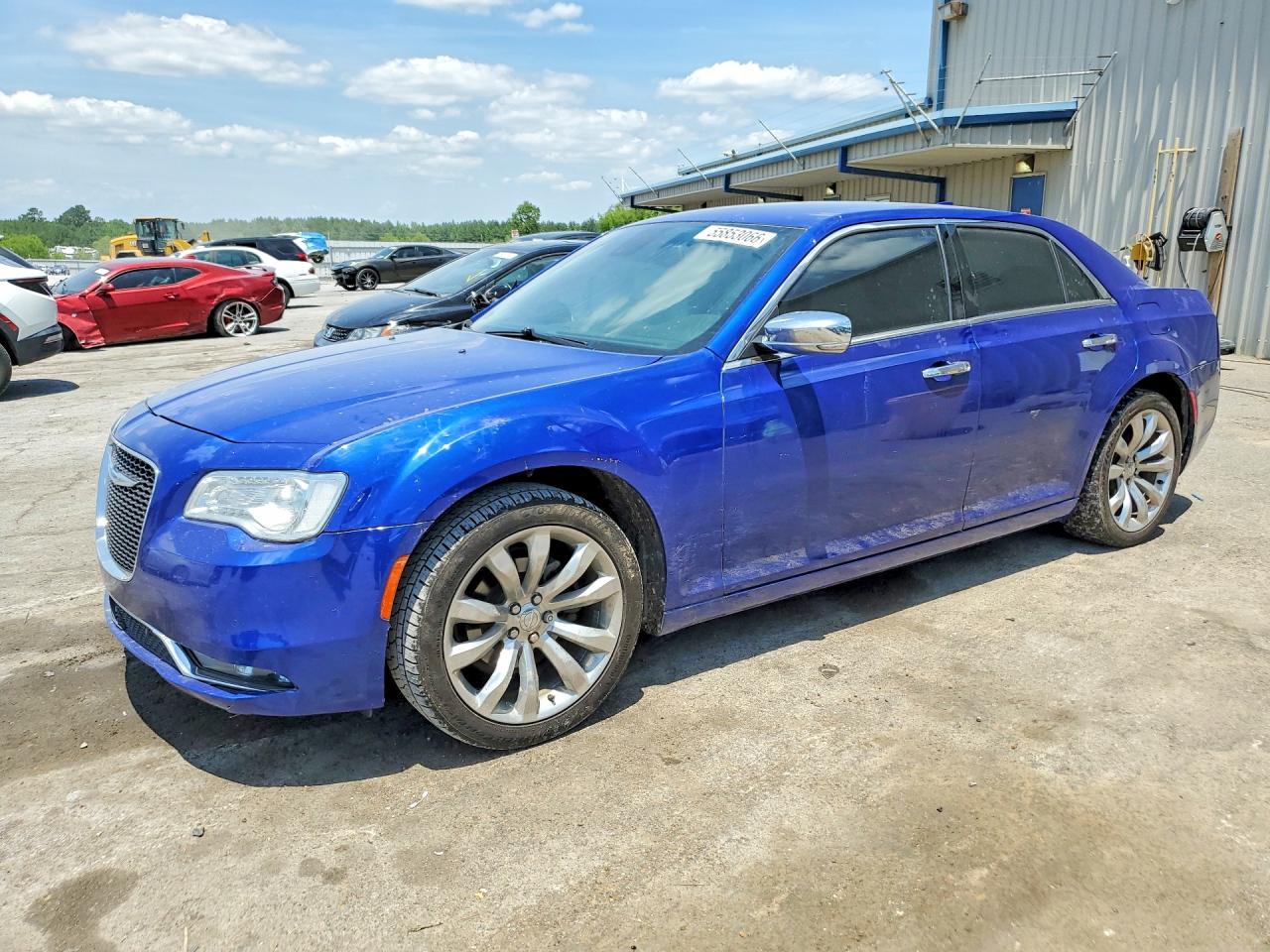 Salvage Chrysler 300 Image