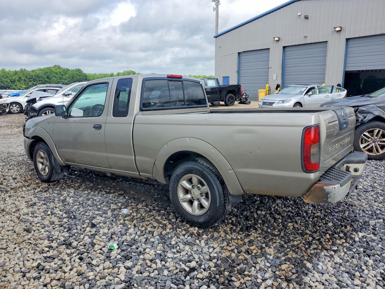 Nissan Frontier King Cab Xe