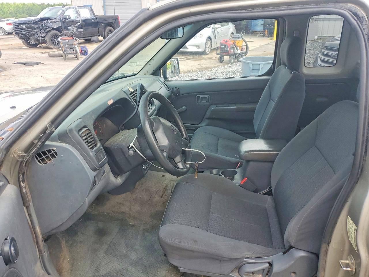 Nissan Frontier King Cab Xe