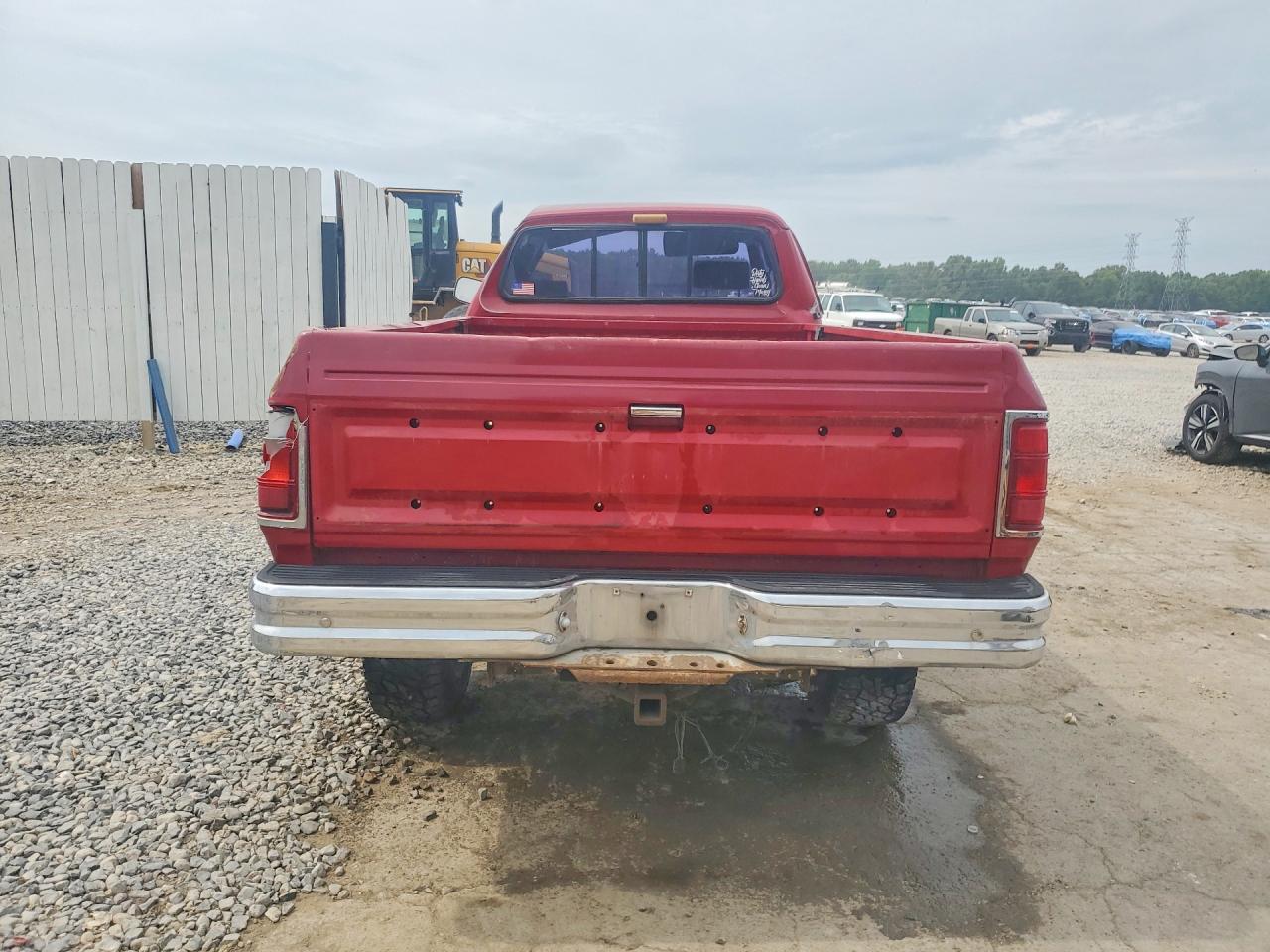 Dodge W-Series W200