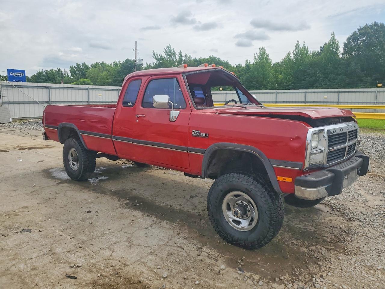 Dodge W-Series W200