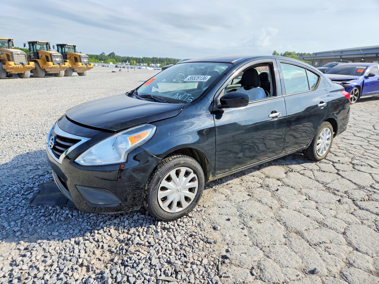 Salvage Nissan Versa Image