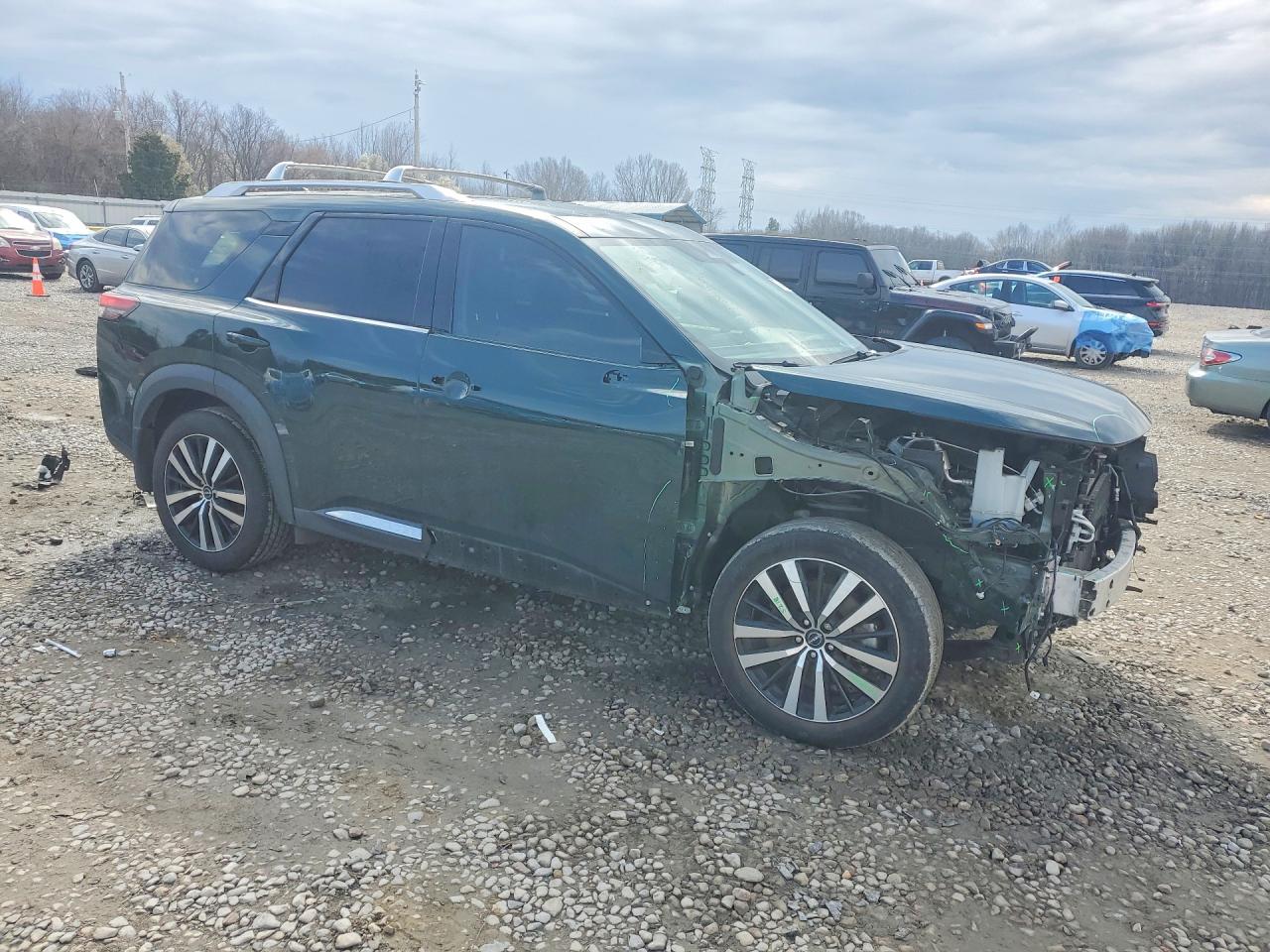 Nissan Pathfinder Platinum