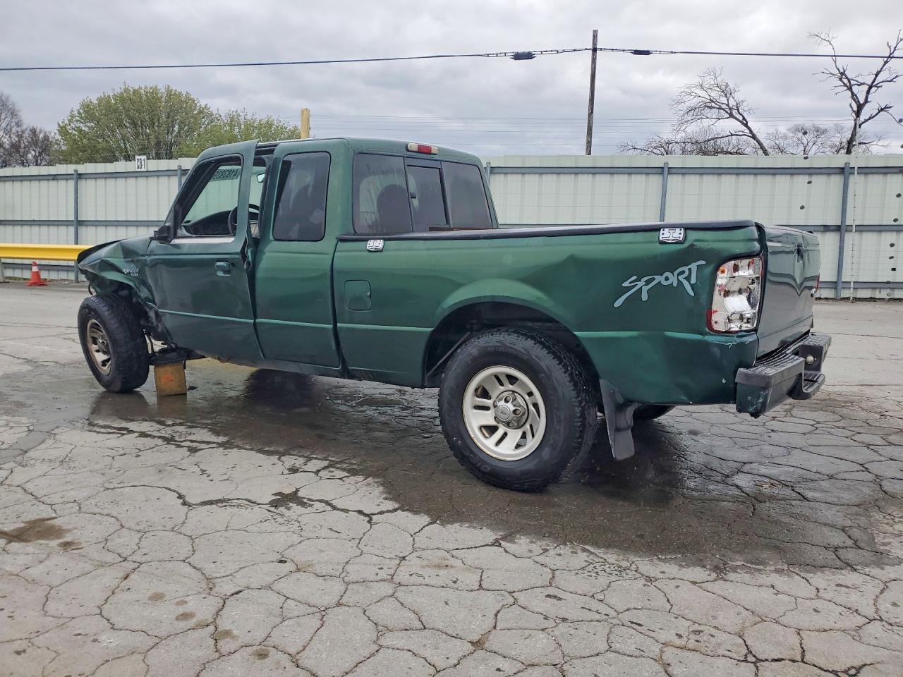 Ford Ranger Super Cab