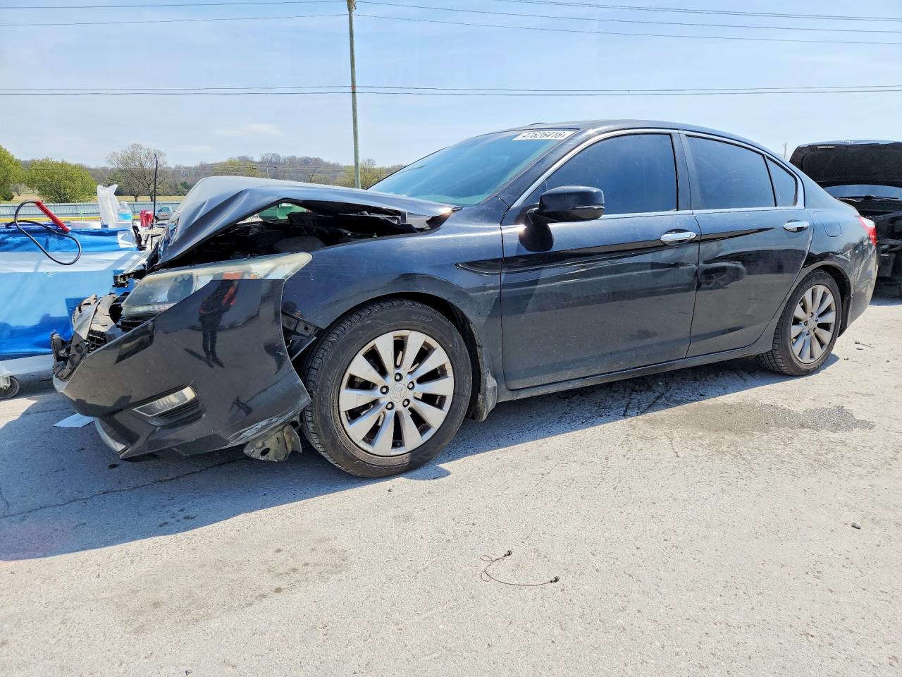 Salvage Honda Accord Image