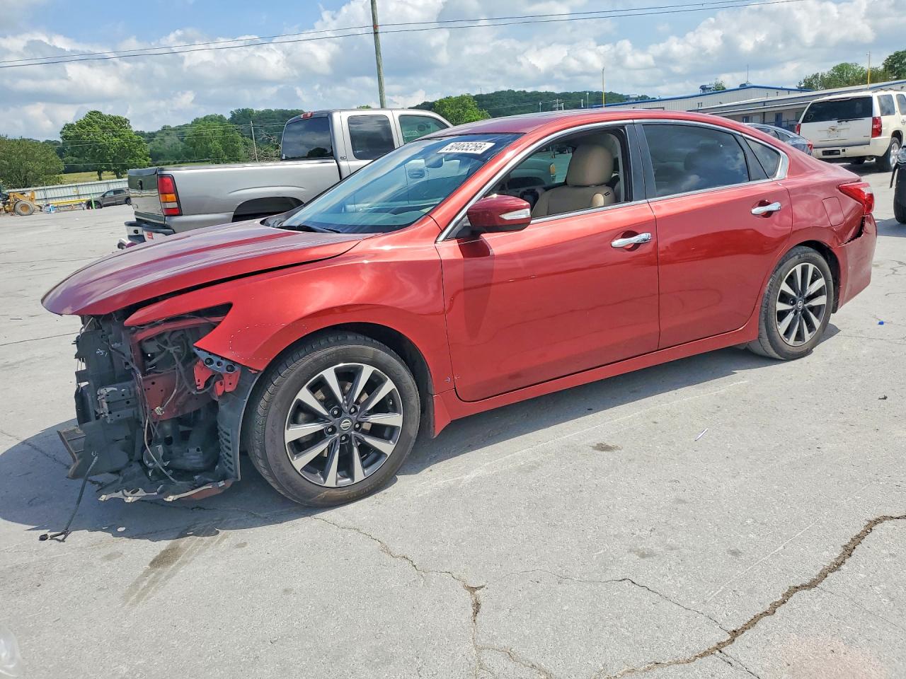 Salvage Nissan Altima Image