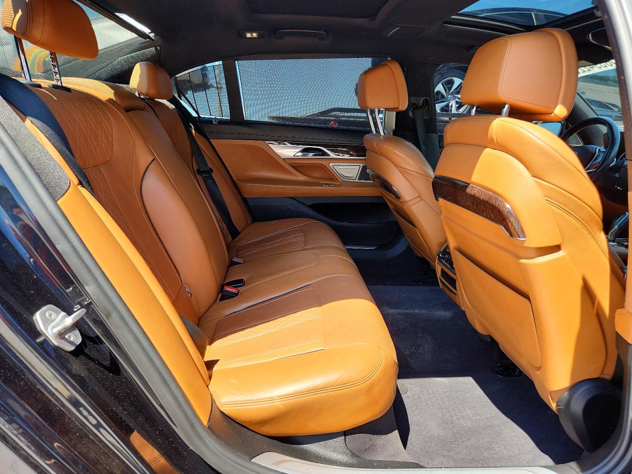 BMW 7 Series Xi