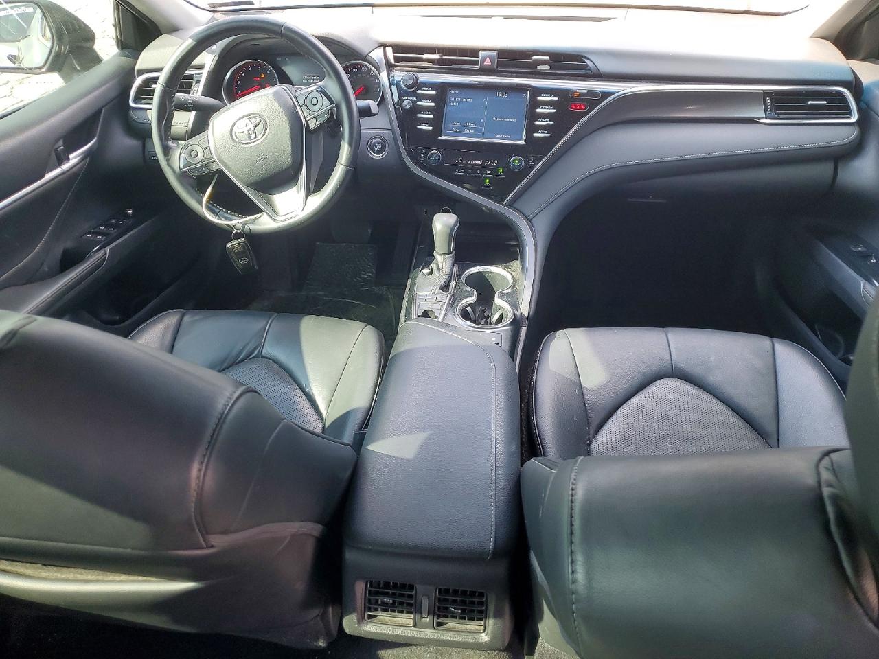 Toyota Camry Xse
