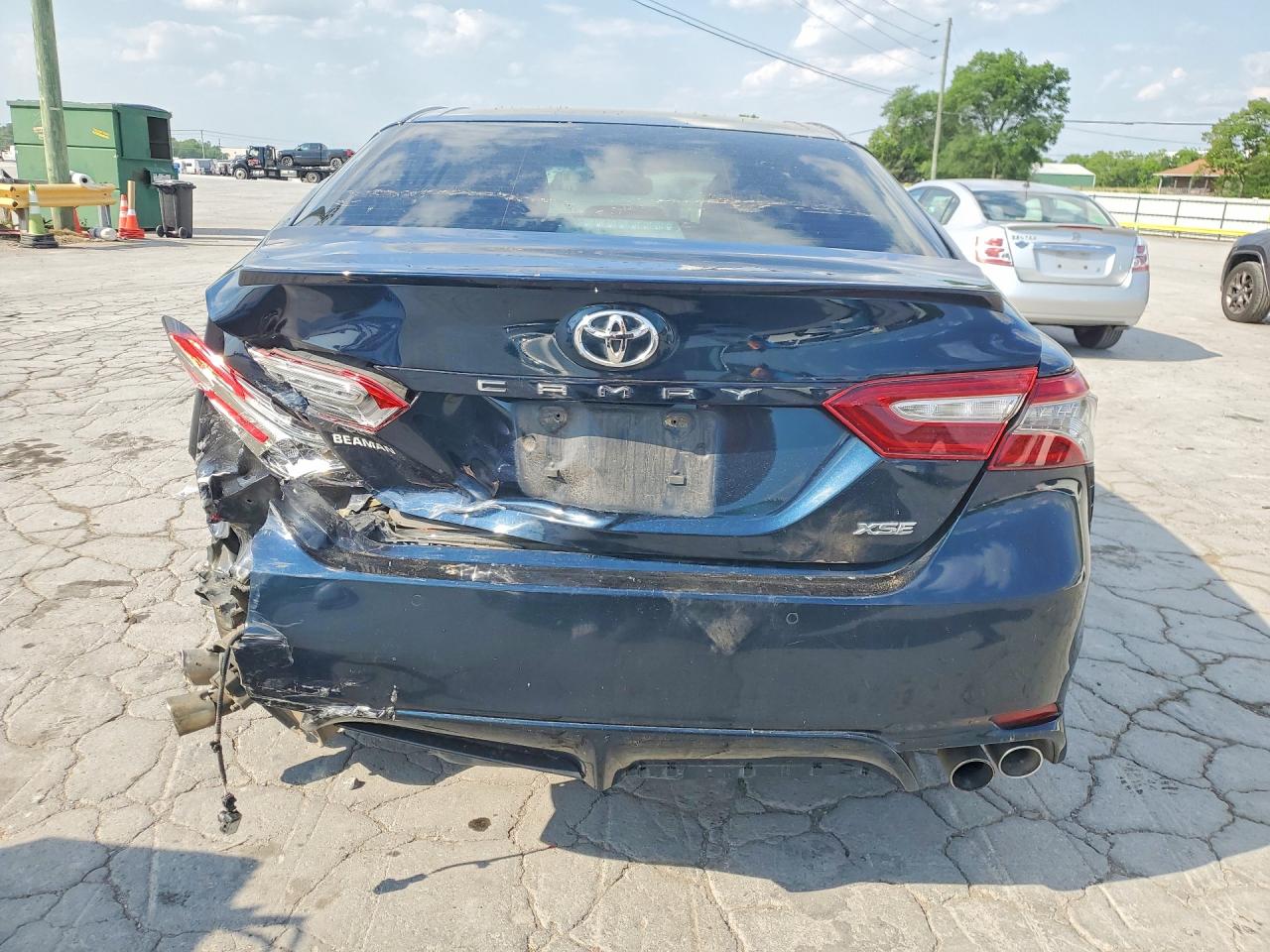 Toyota Camry Xse