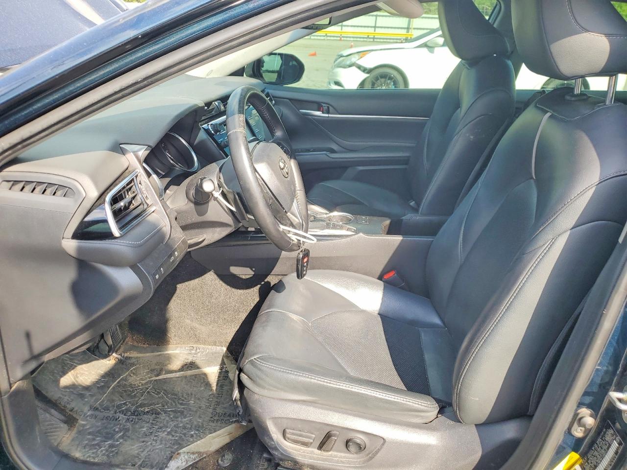 Toyota Camry Xse