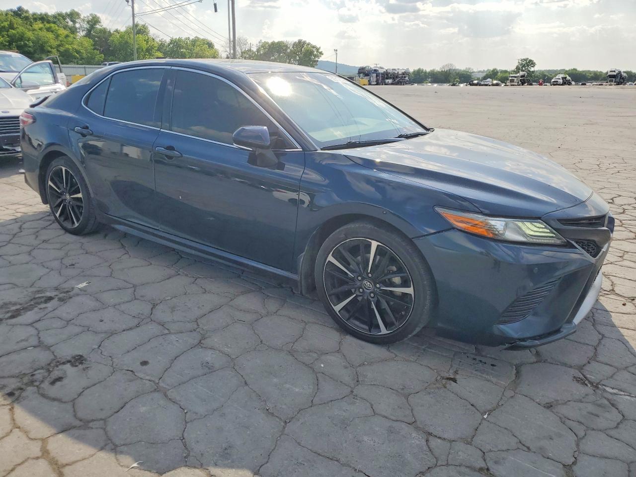 Toyota Camry Xse