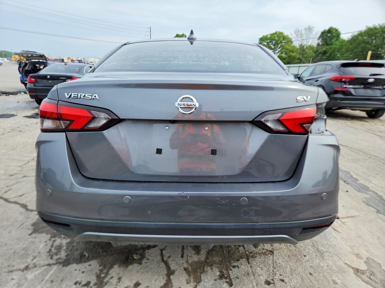 Nissan Versa Sv