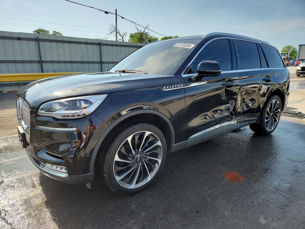 Salvage Lincoln Aviator Image
