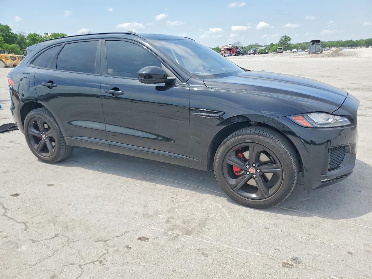 Jaguar F-PACE S